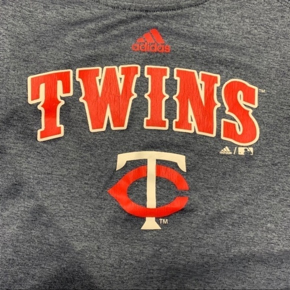 UA Adidas Tee & Nike Pants Bundle - Picture 2 of 6